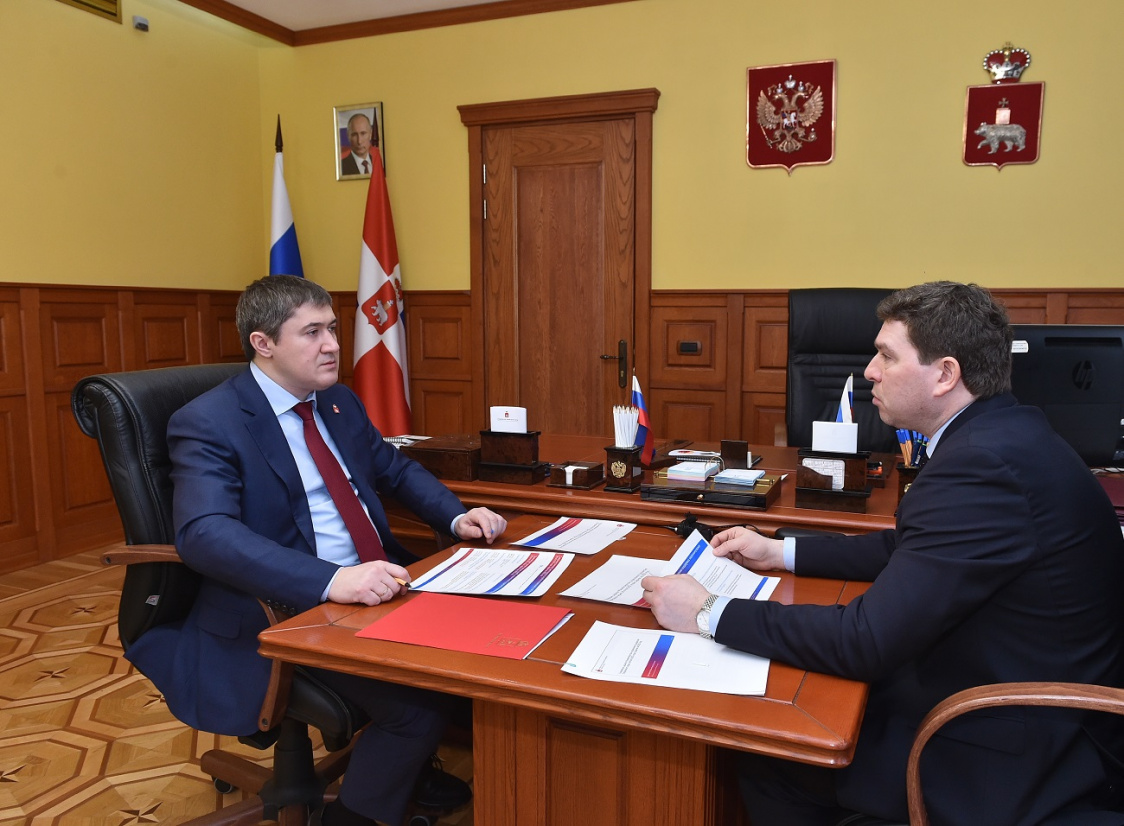 Дмитрий Махонин поддержал инициативу расширения Службы социальных участковых в Прикамье